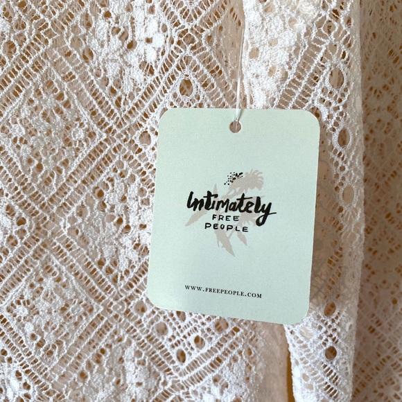 NWT Free People Lace Turtleneck in Ivory/ White - Picture 7 of 8